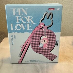 Pop Mart “Q” Pin for Love series Keychain NEW